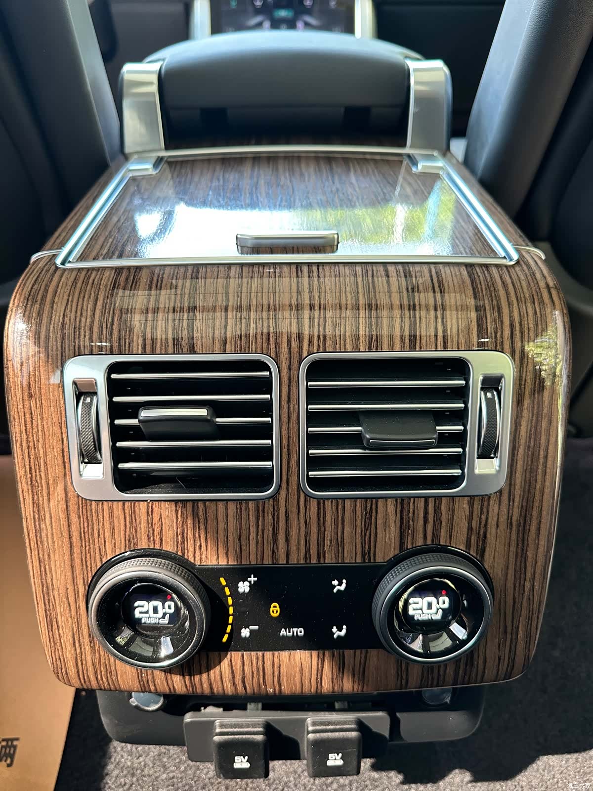 Land Rover Range Rover, 2019 18