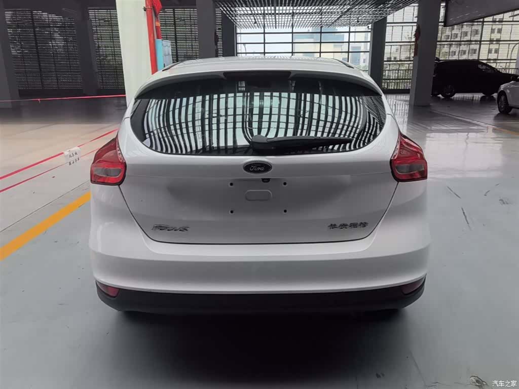Ford Focus, 2016 6