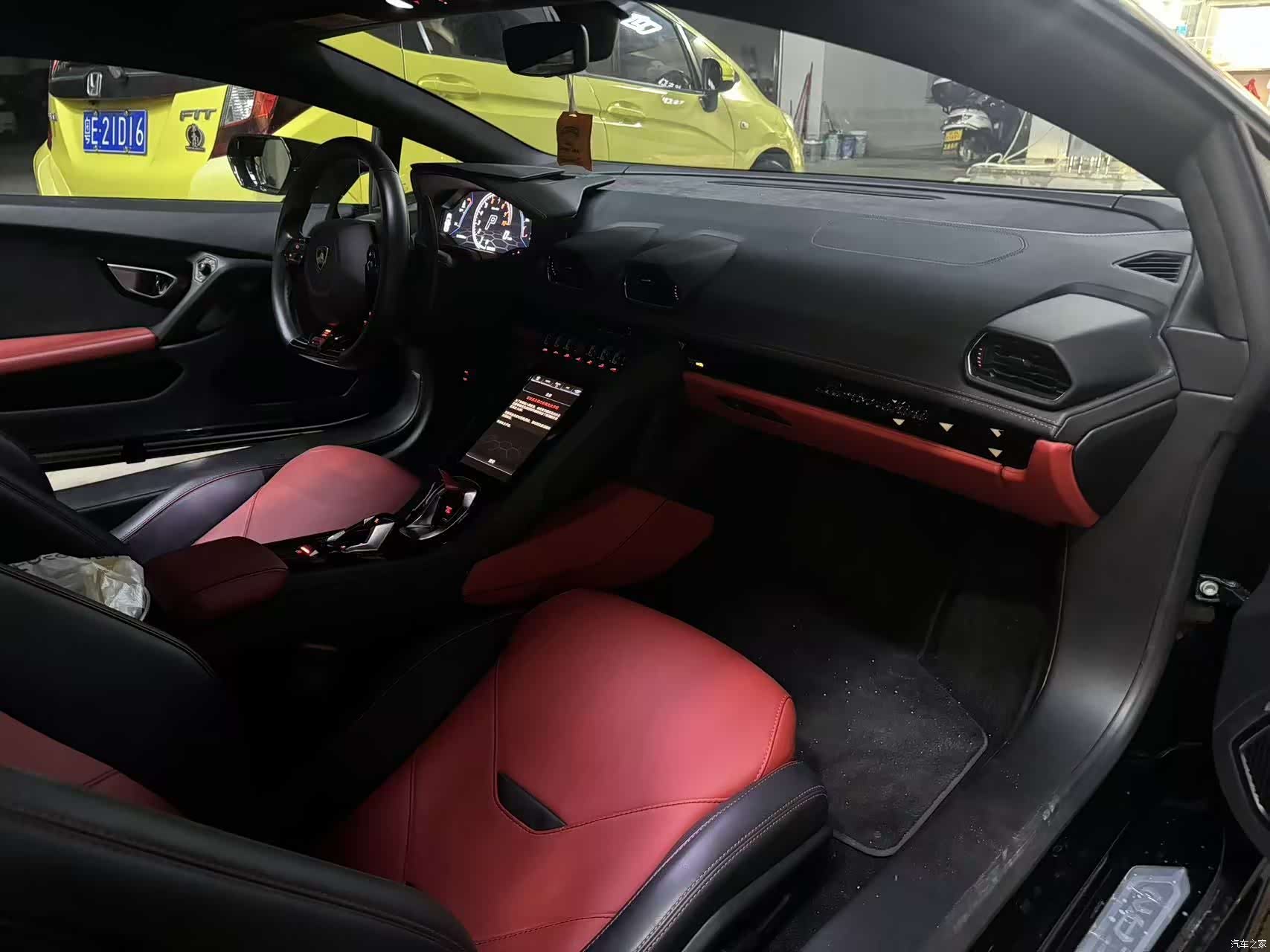 Lamborghini Huracán, 2023 2