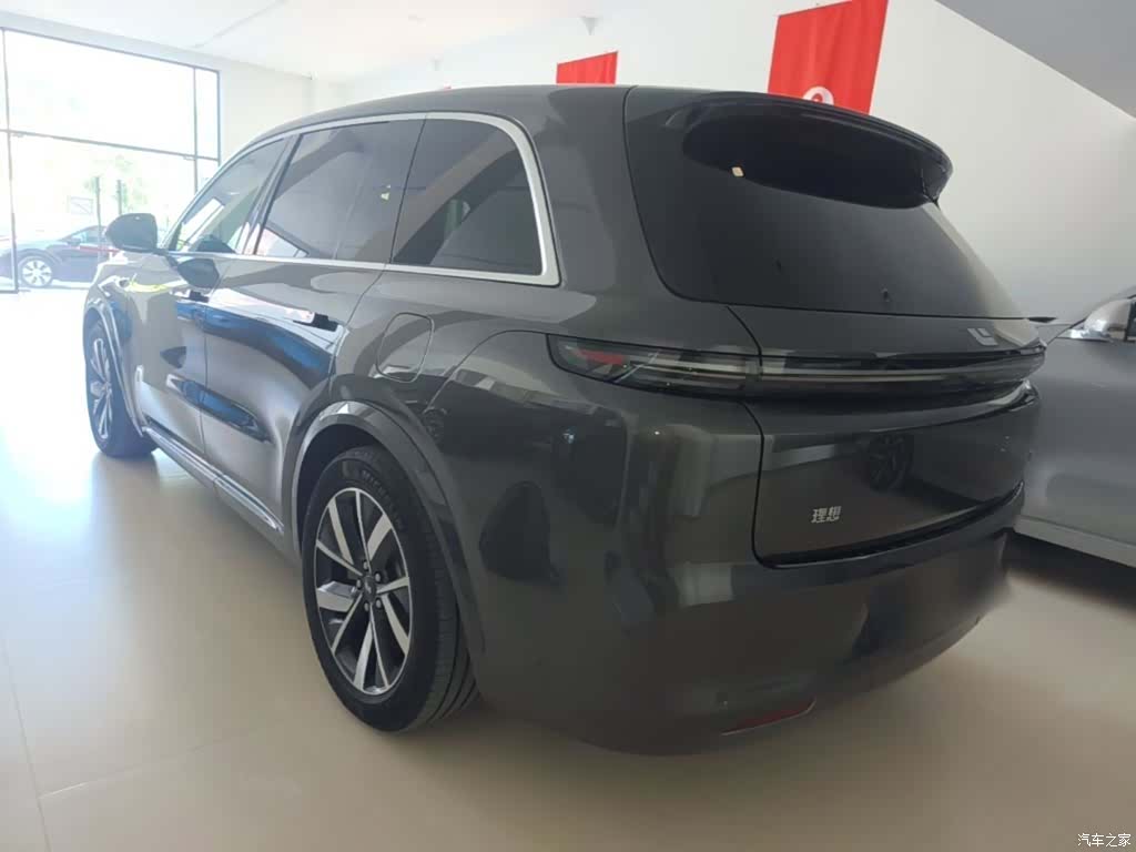 Li Auto L8, 2024 23