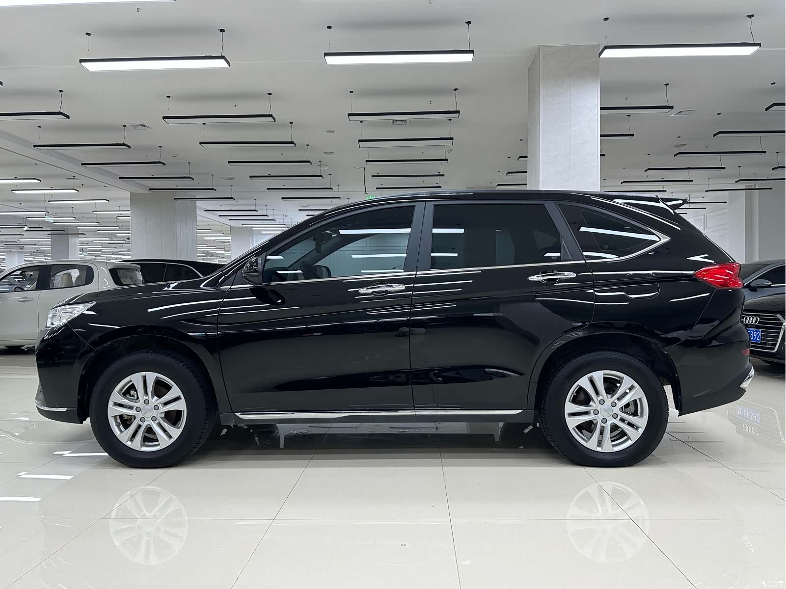 Haval M6, 2022 все фото