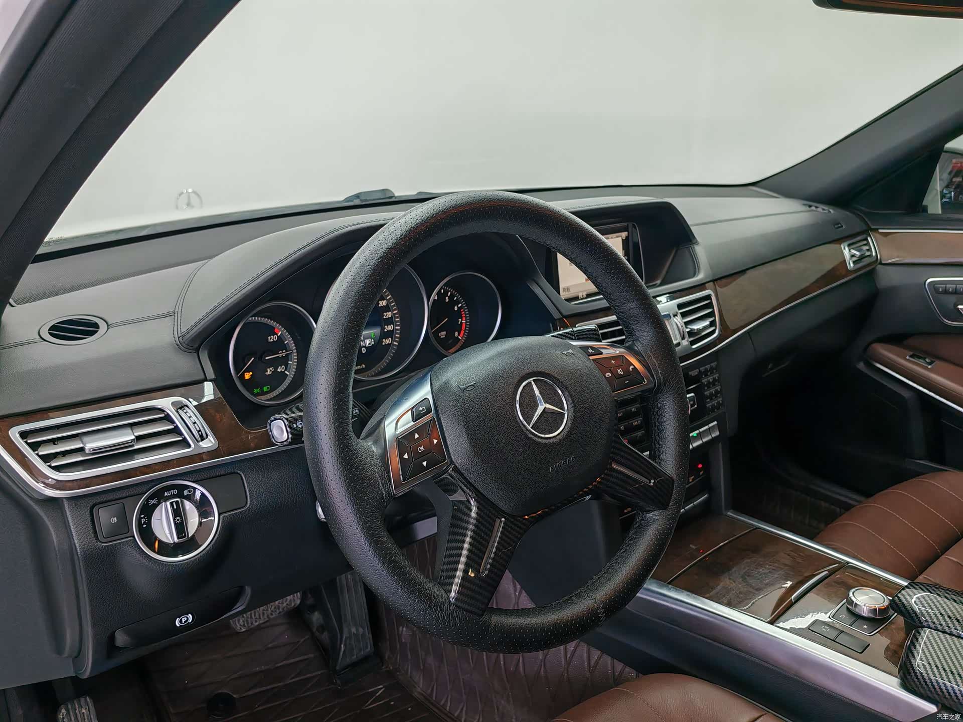 Mercedes-Benz E-Class, 2015 9