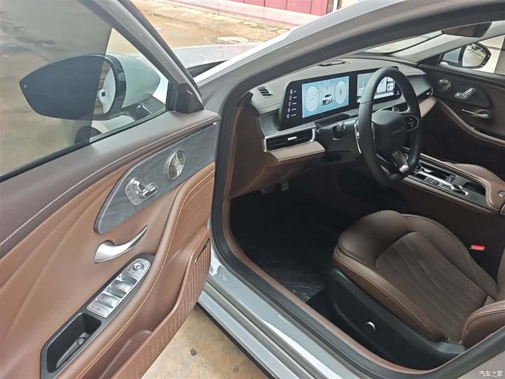 Chery Arrizo 8, 2024 16