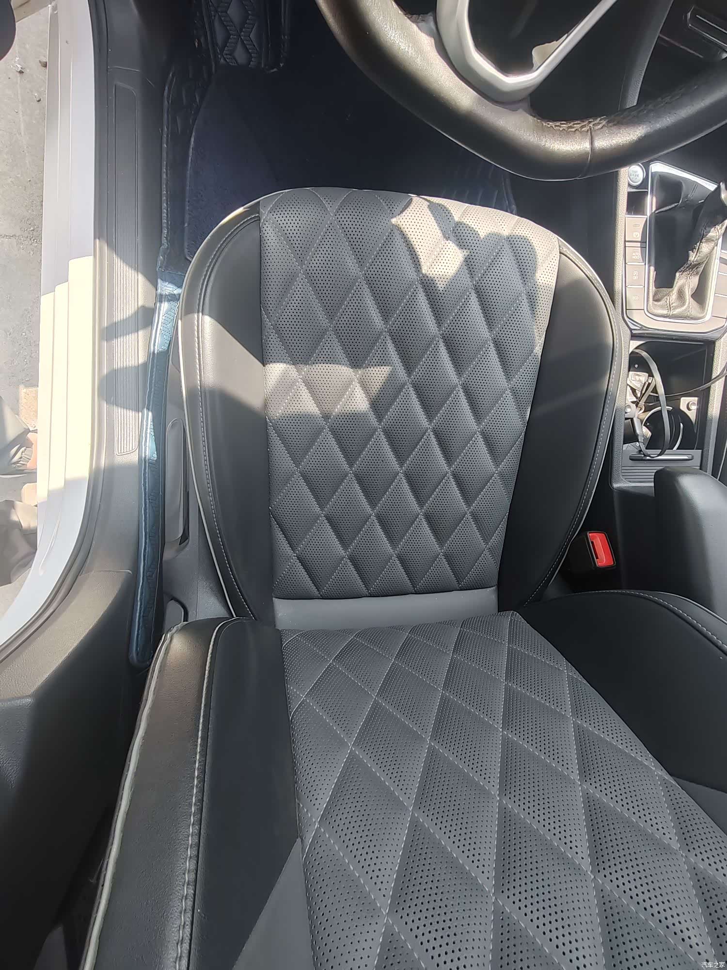 Volkswagen Sagitar, 2022 15