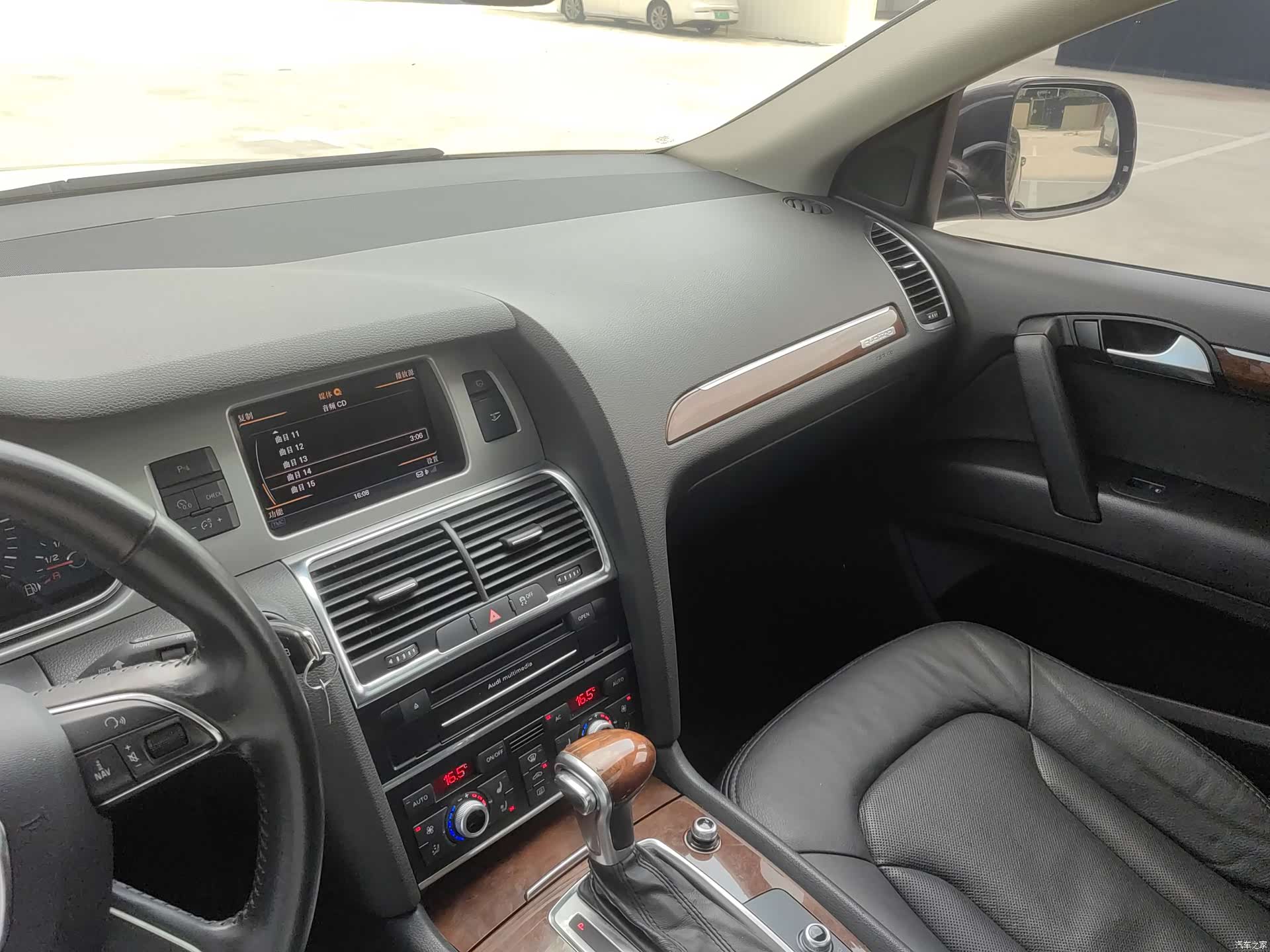Audi Q7, 2012 4