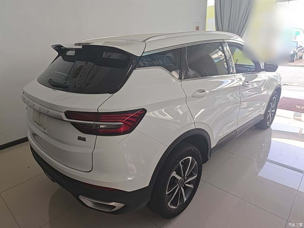Geely Coolray, 2021 7