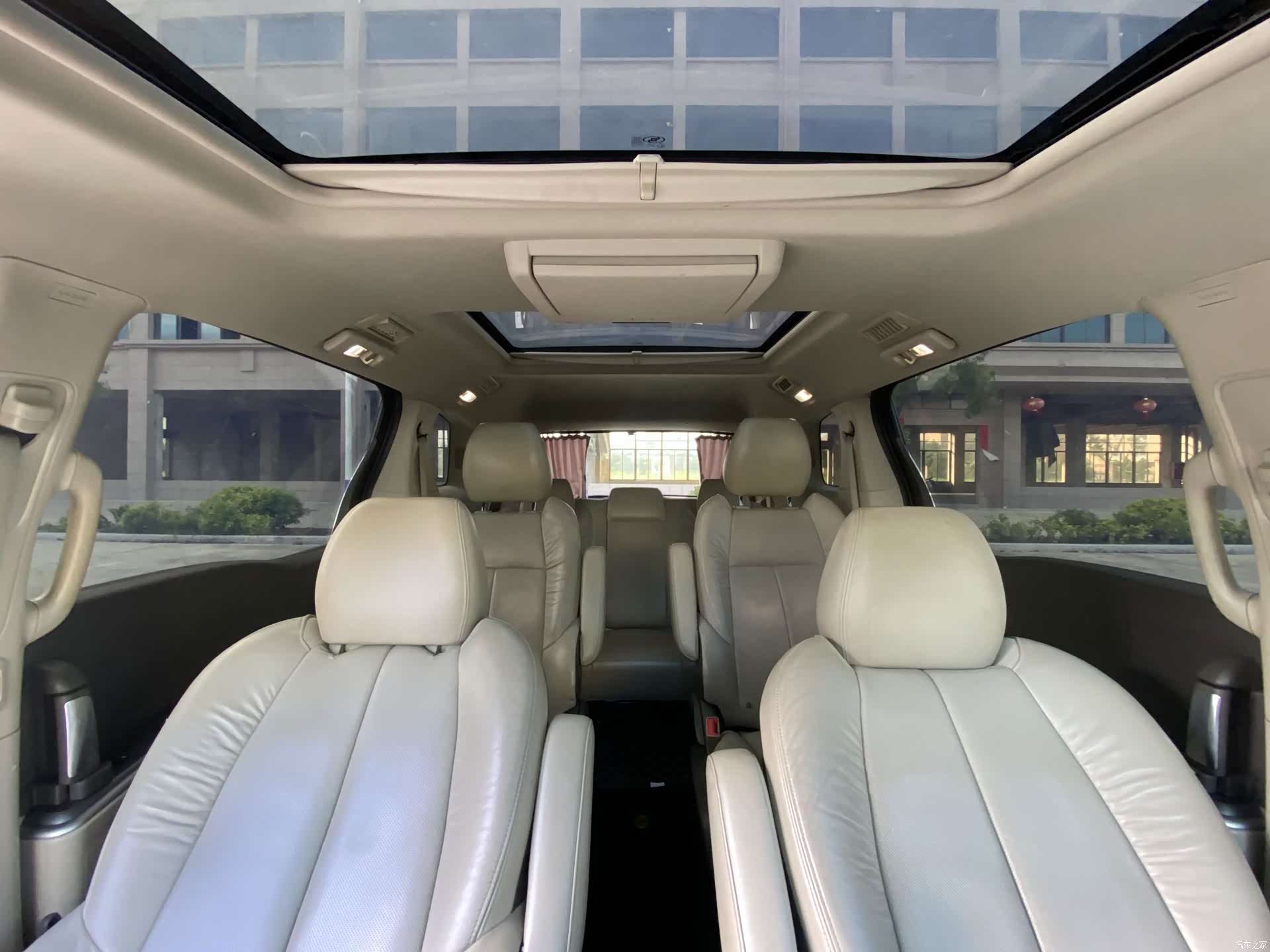 Buick GL8, 2013 6