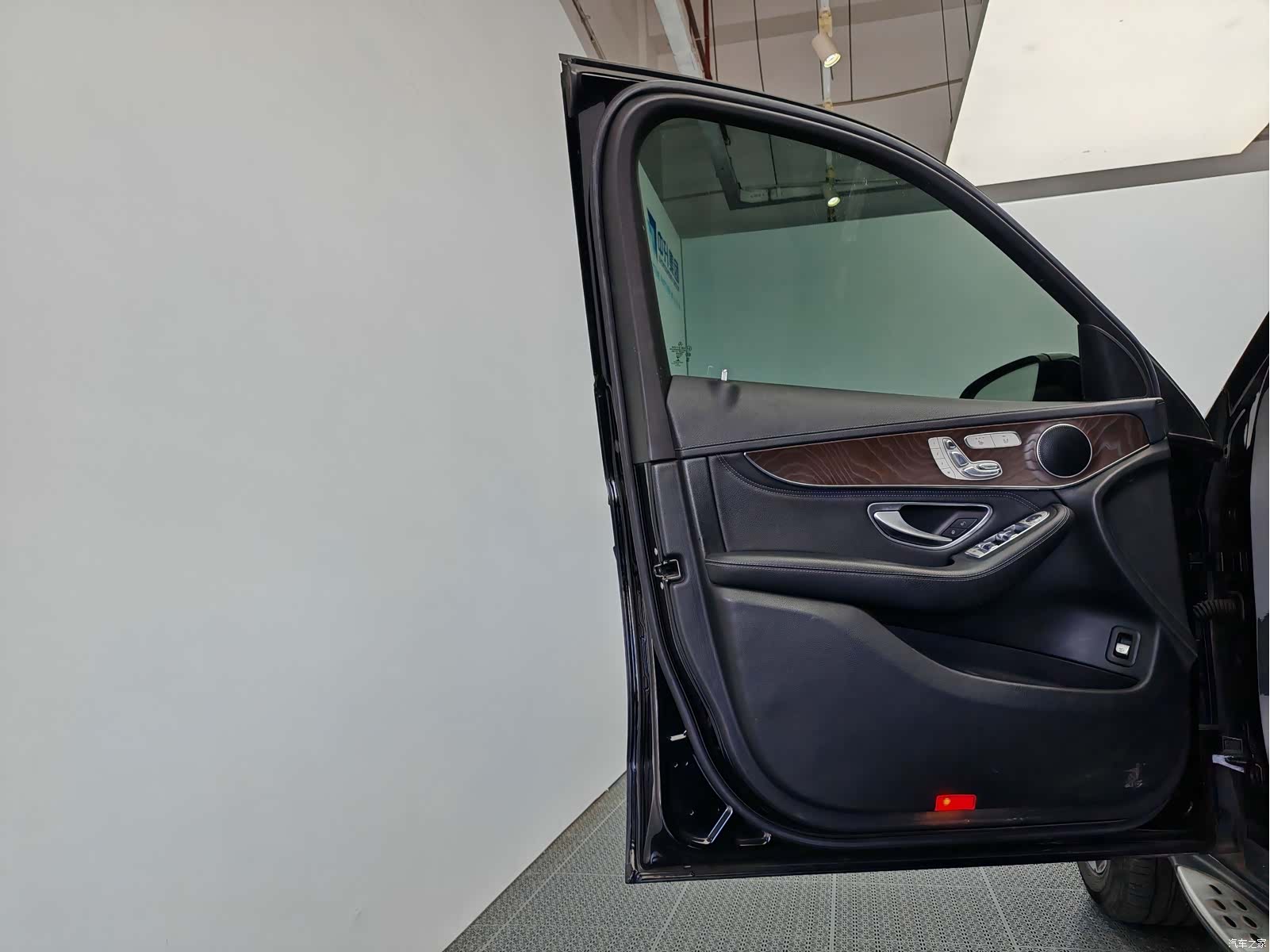 Mercedes-Benz GLC, 2019 13