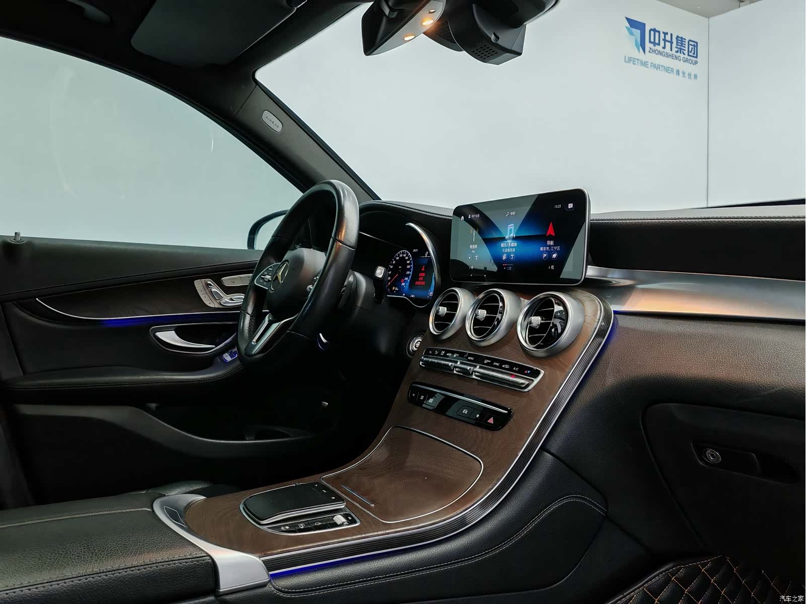 Mercedes-Benz GLC, 2019 15
