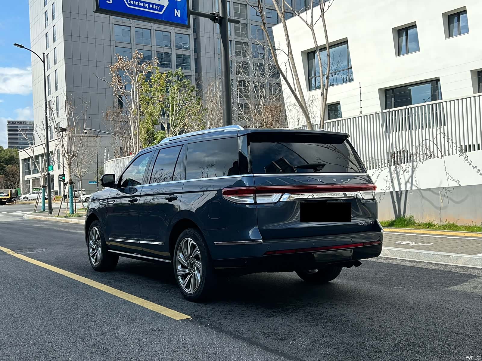 Lincoln Navigator, 2024 все фото