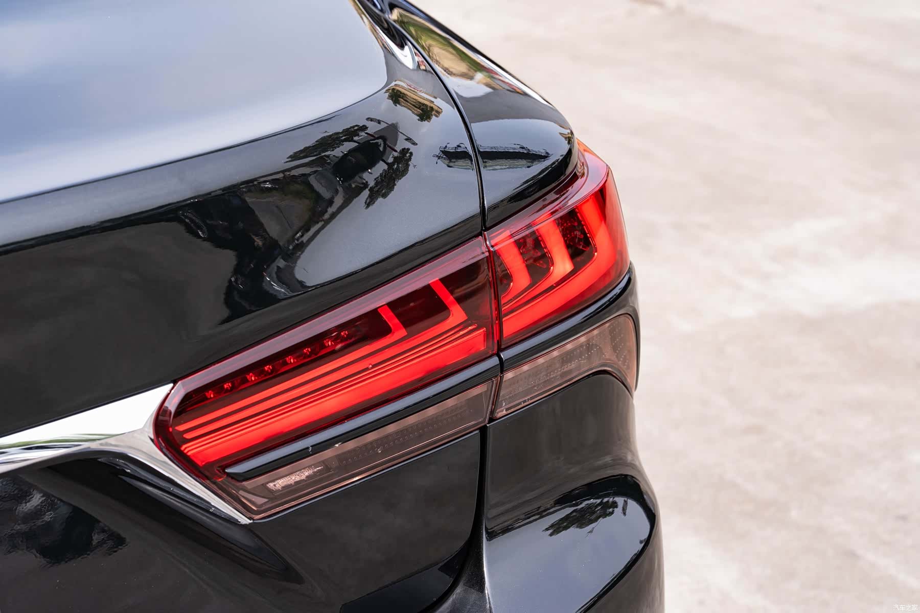 Lexus LS, 2021 7