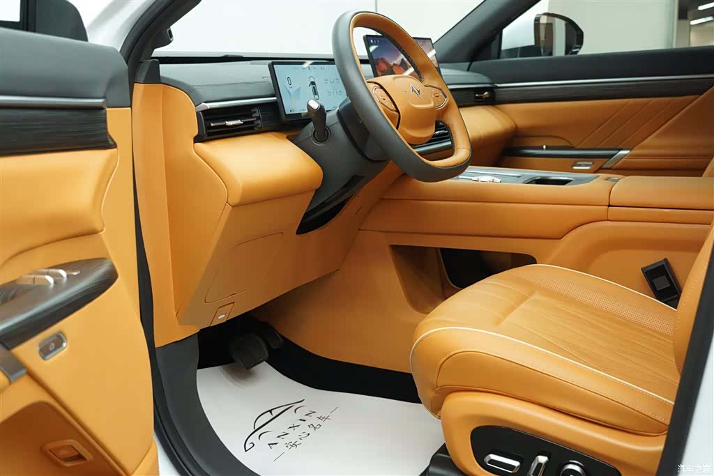 DongFeng eπ008, 2024 20