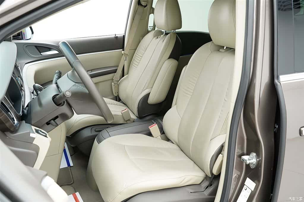 Buick GL8, 2014 7