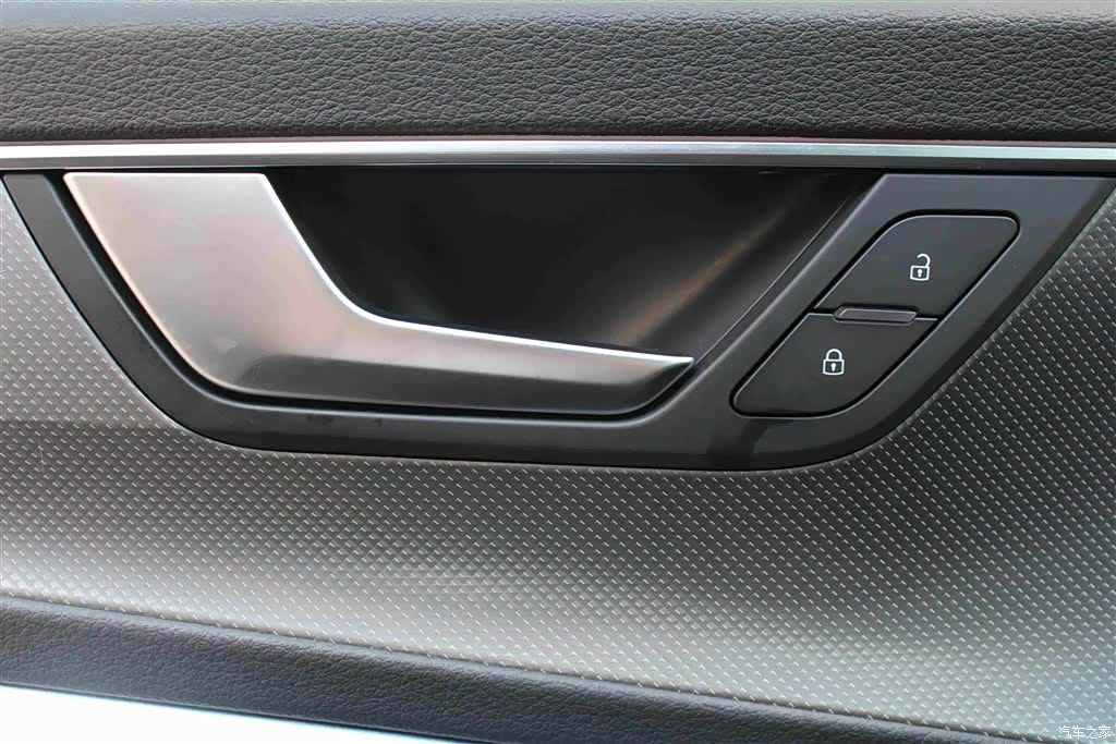 Audi A6L, 2021 16