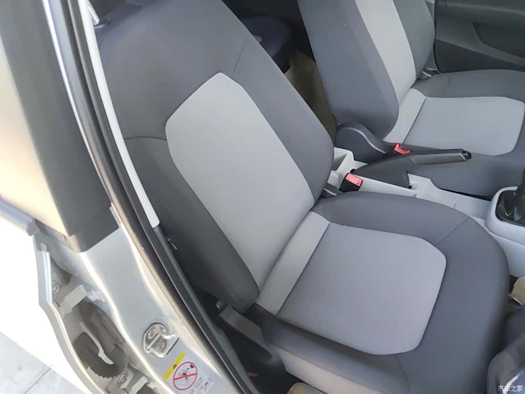 Skoda Rapid, 2016 25