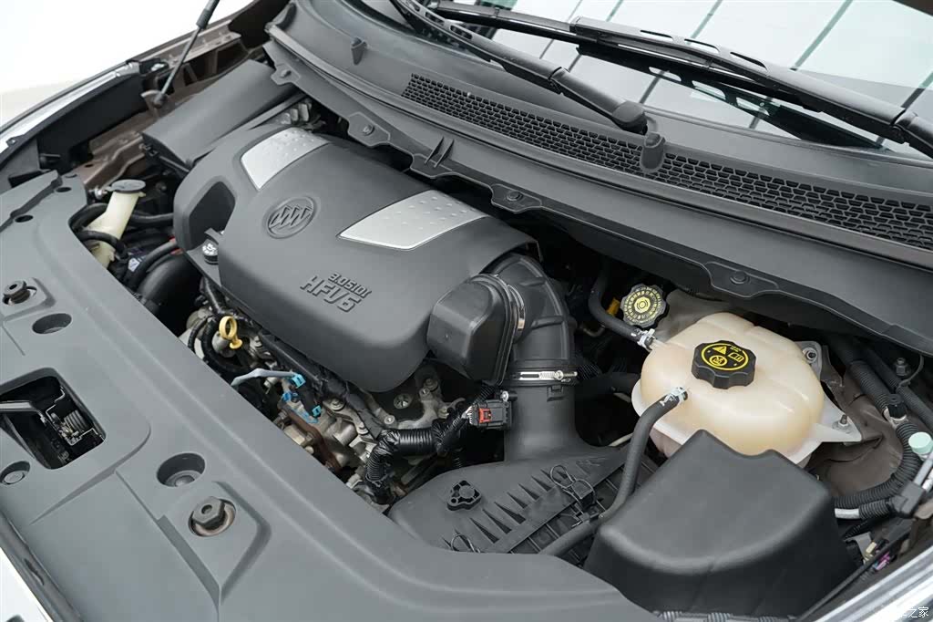 Buick GL8, 2014 32