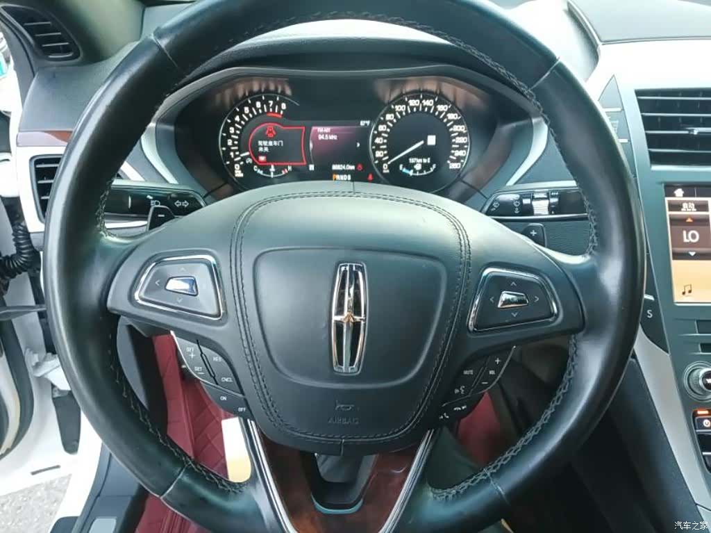 Lincoln MKZ, 2018 7