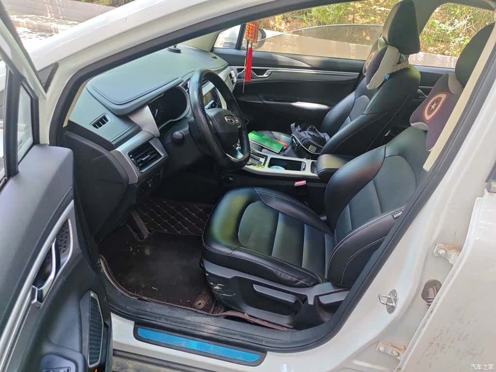 Geely Emgrand, 2019 8