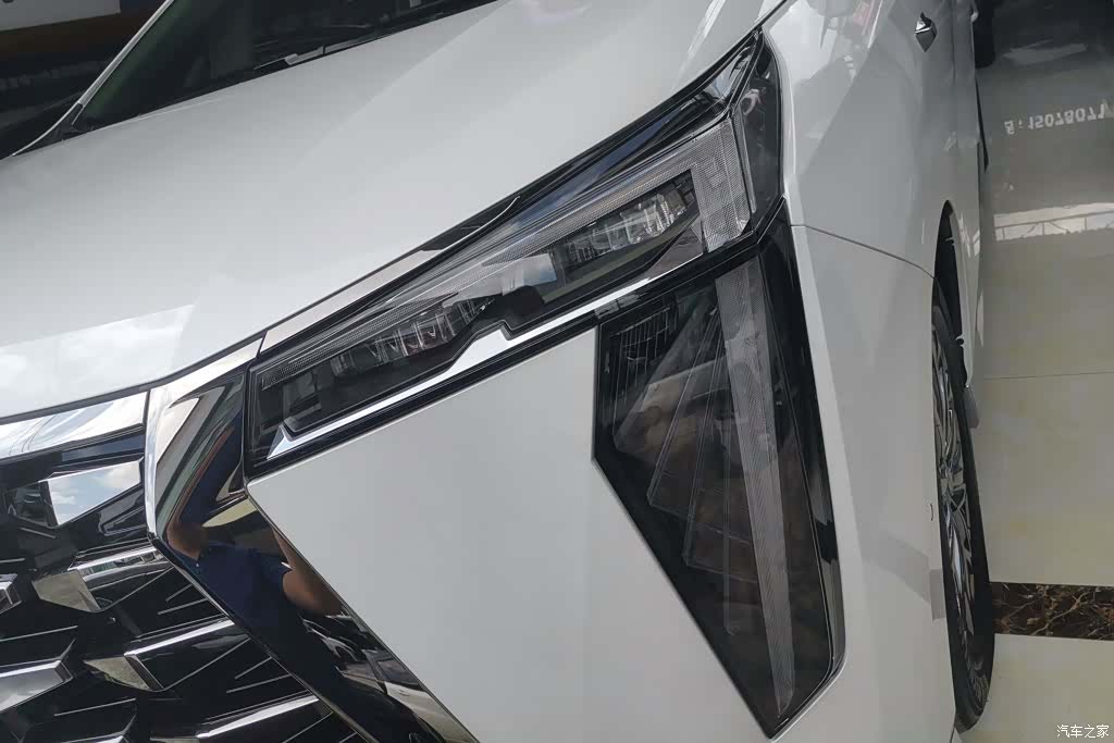 Trumpchi M8, 2025 все фото