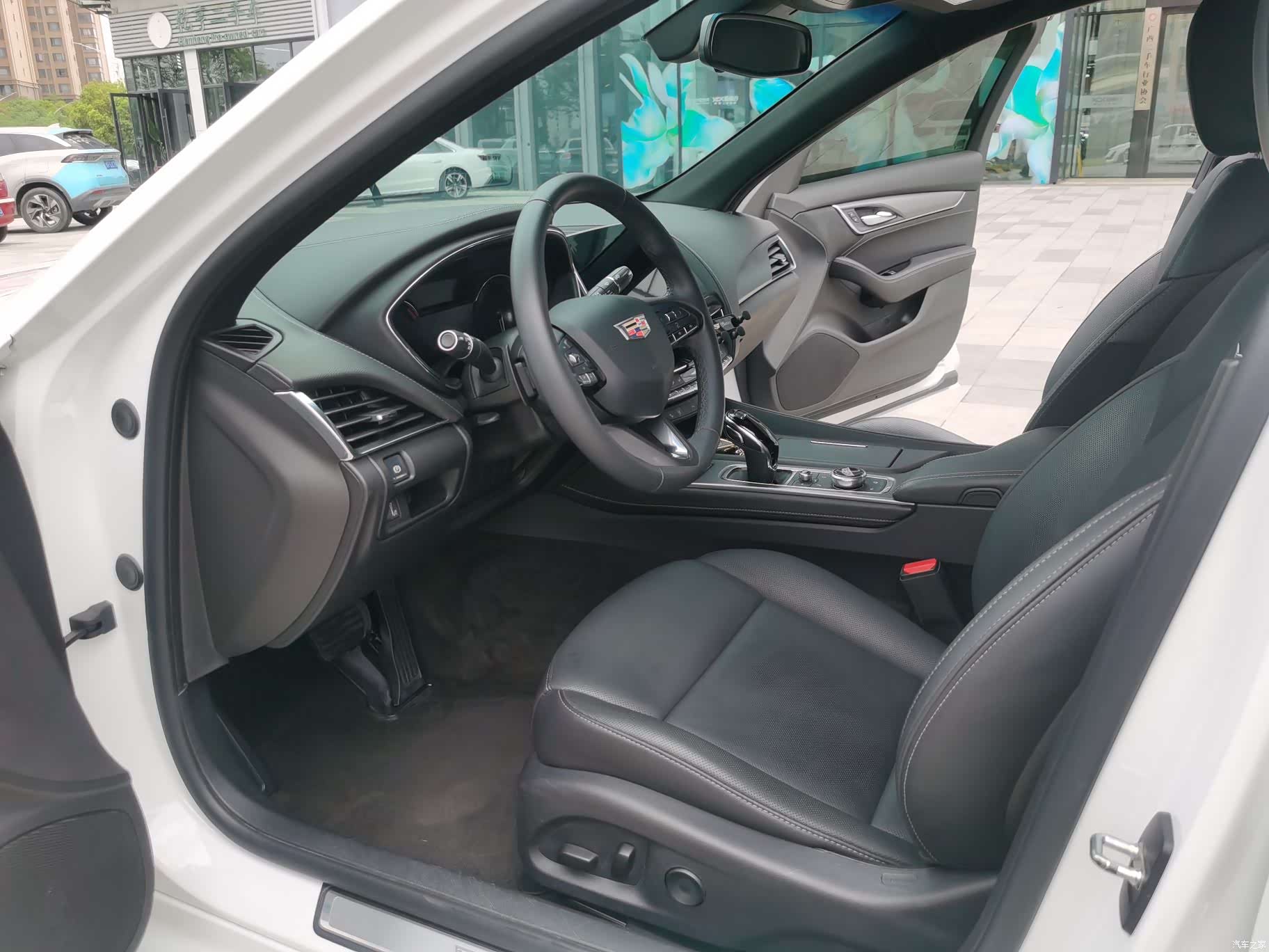 Cadillac CT5, 2022 12