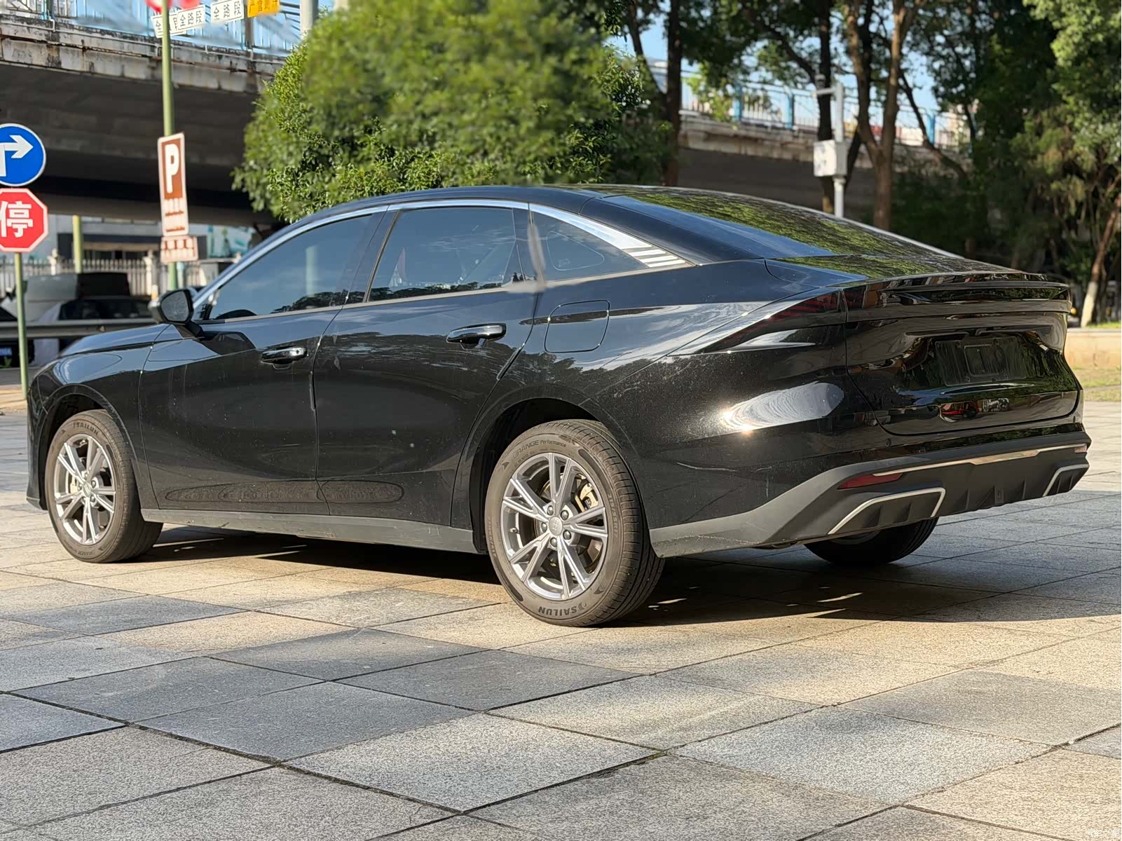 Geely Galaxy L6, 2025 9