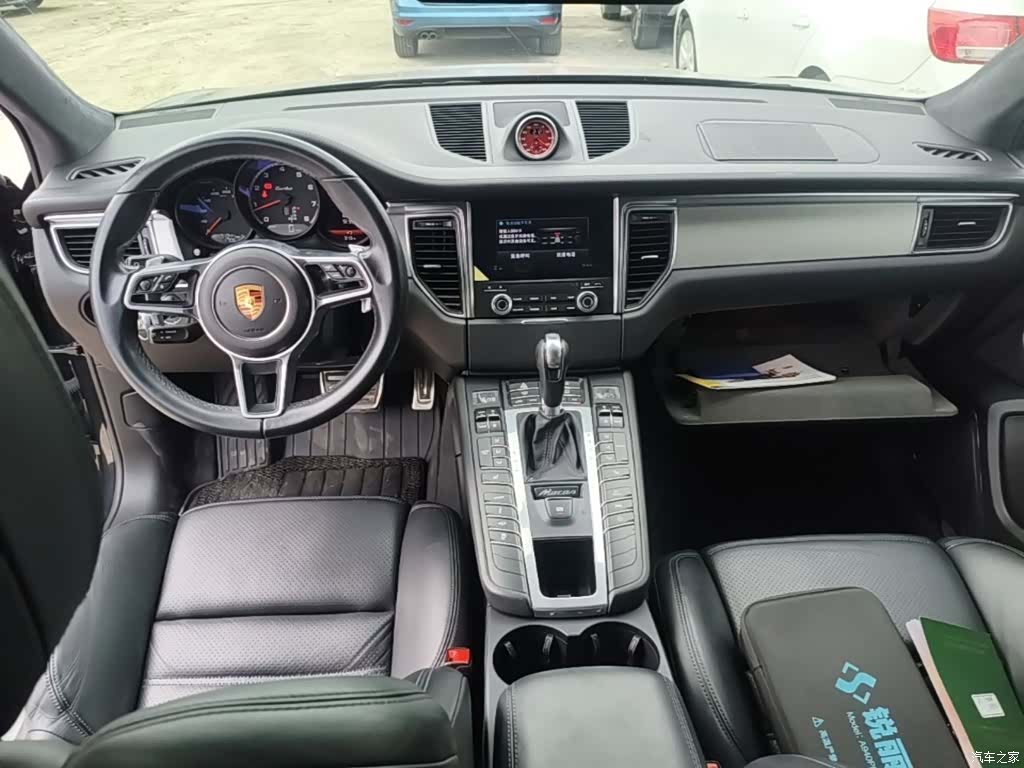 Porsche Macan, 2018 10