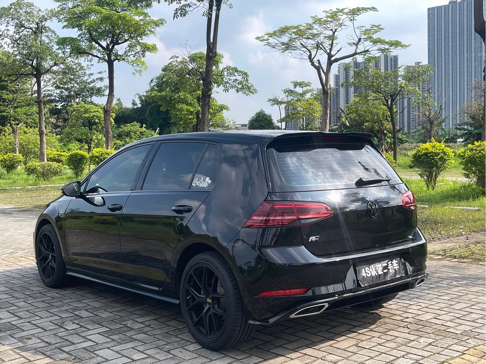 Volkswagen Golf, 2018 3