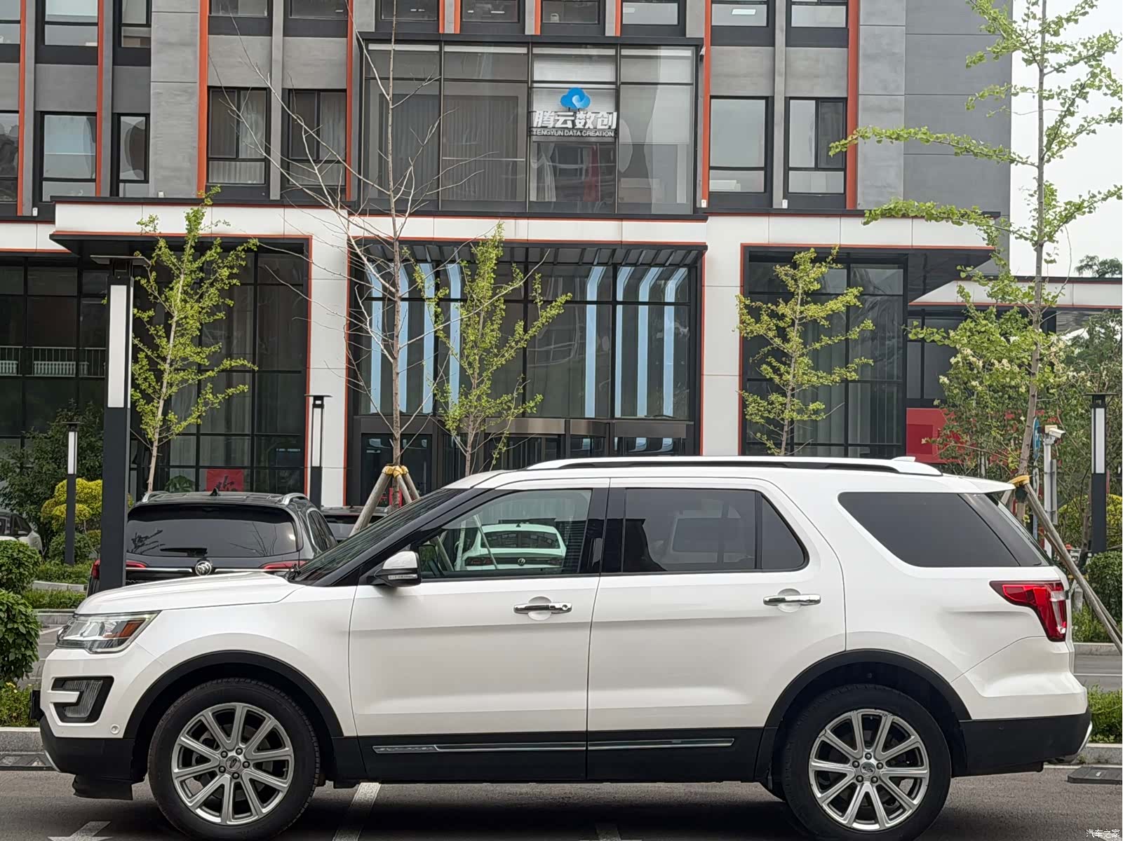 Ford Explorer, 2017 7