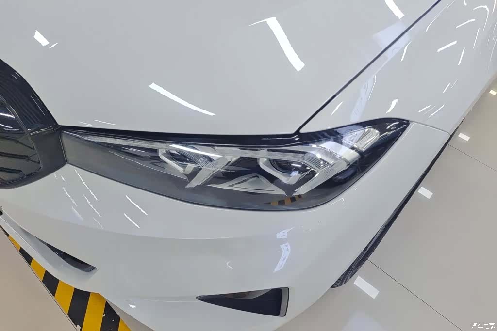 BMW i3, 2024 4