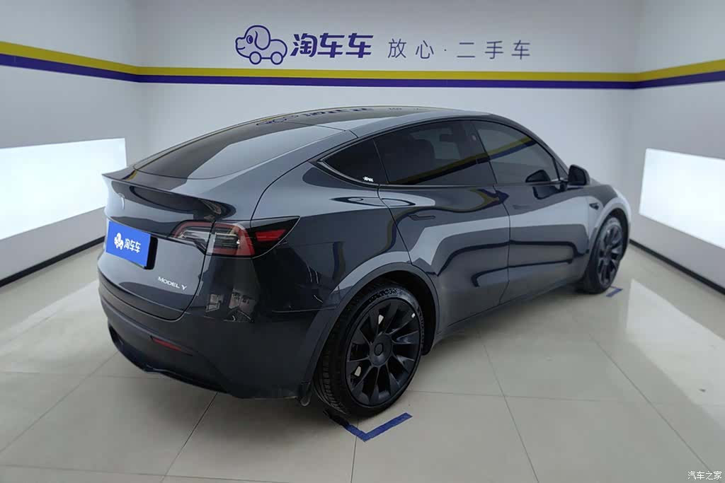 Tesla Model Y, 2024 3