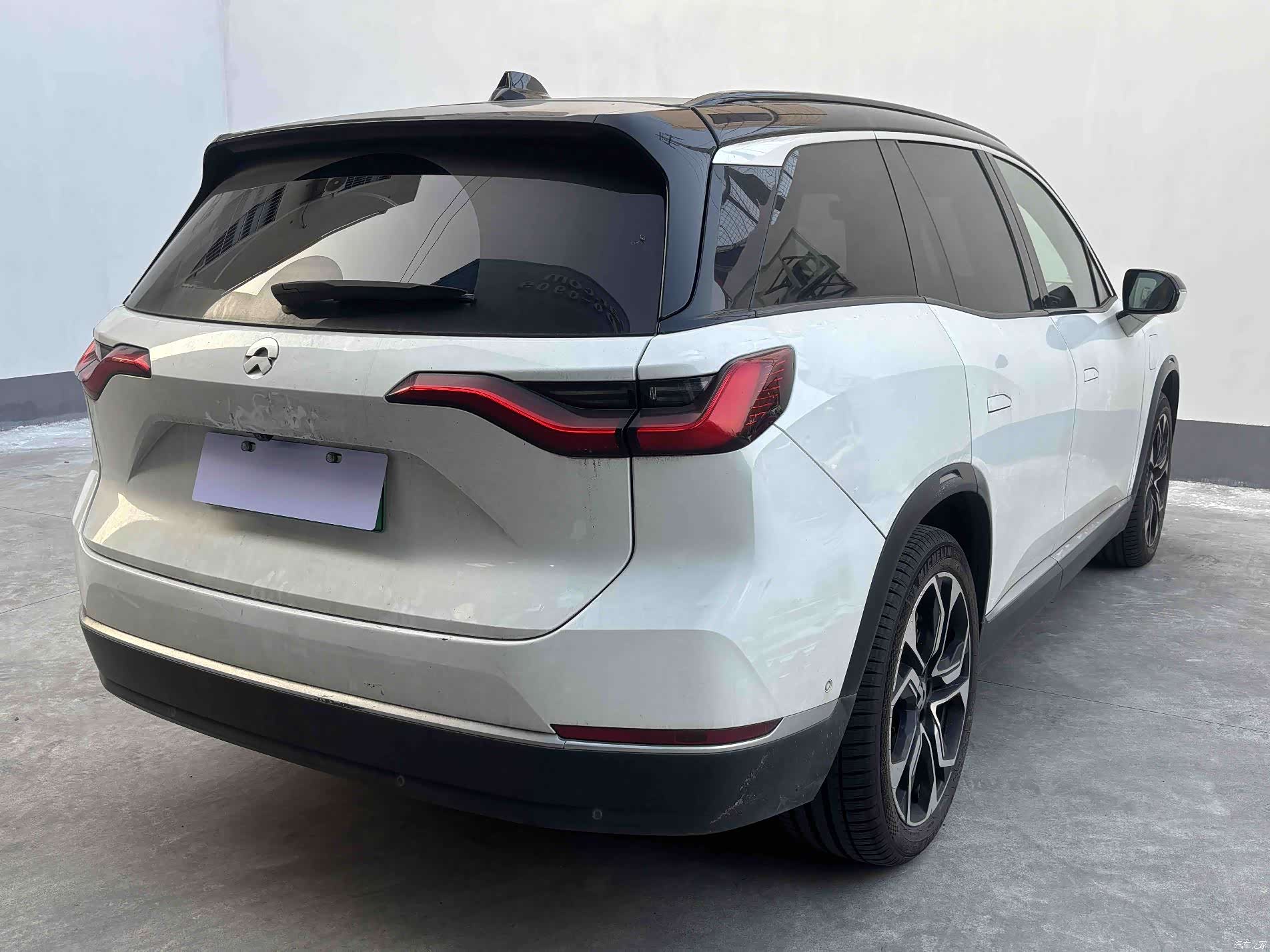 NIO ES8, 2021 8