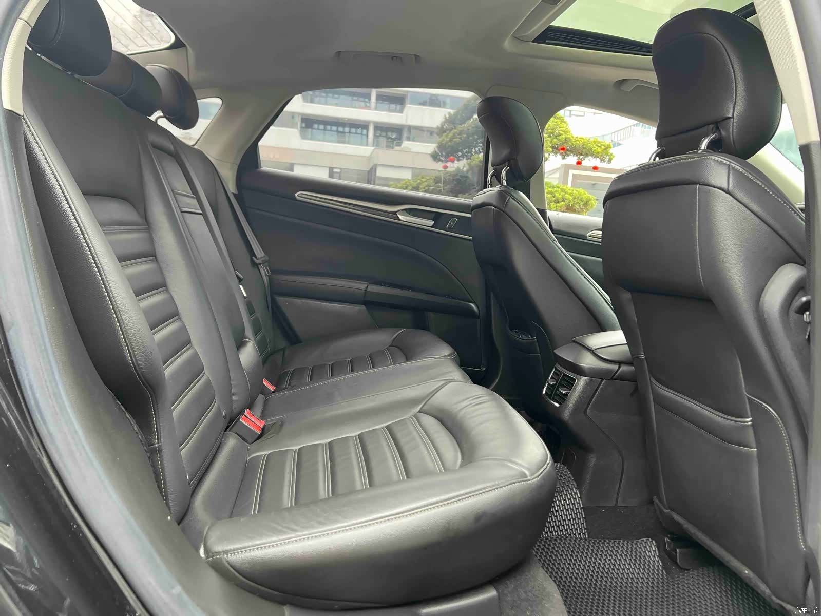 Ford Mondeo, 2015 8