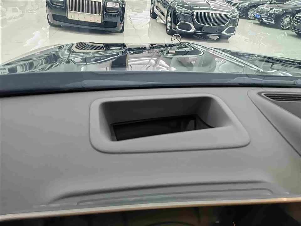 Mercedes-Benz Maybach S-class