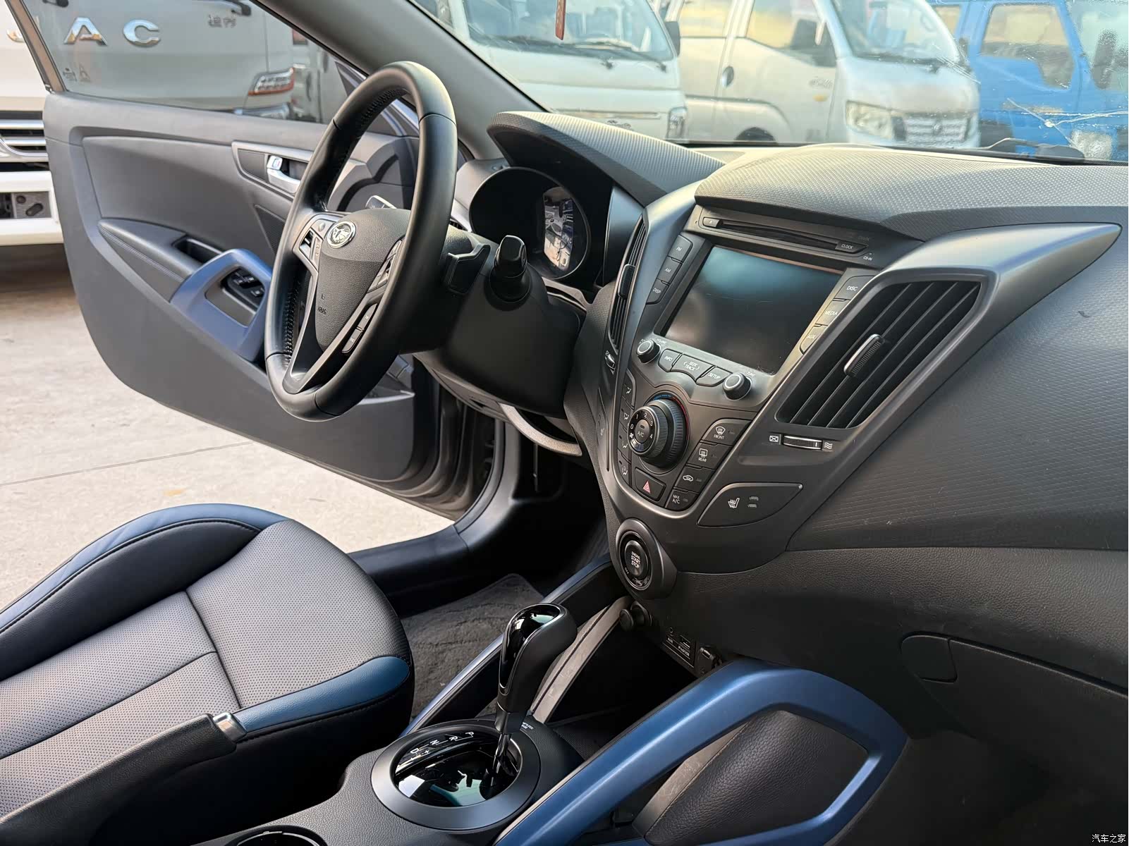 Hyundai Veloster, 2014 10