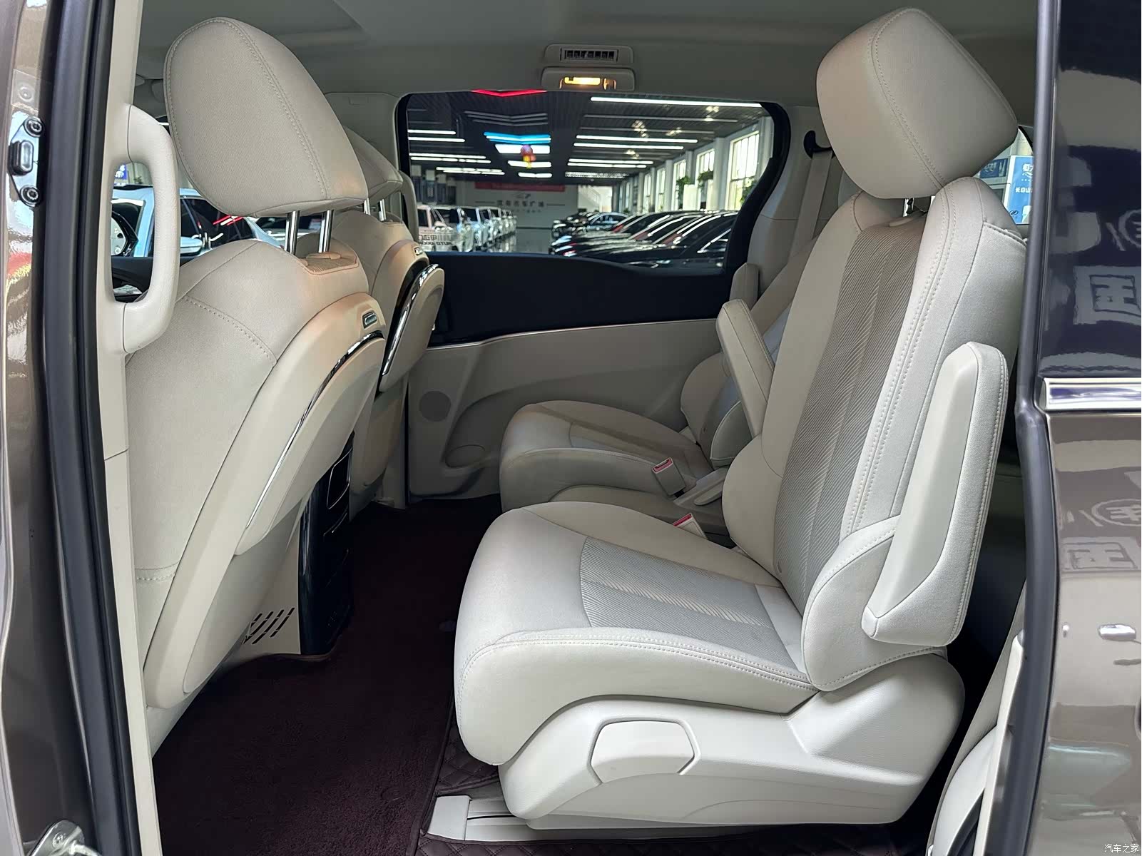 Buick GL8, 2024 все фото
