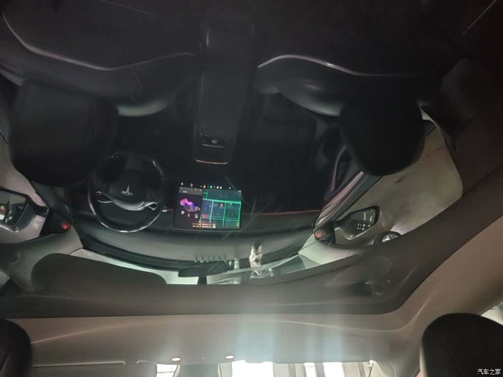 Tesla Model Y, 2022 18
