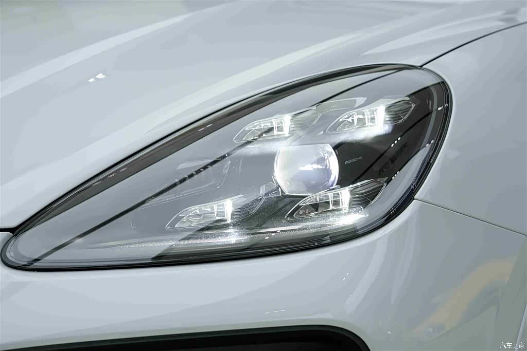 Porsche Cayenne, 2021 26