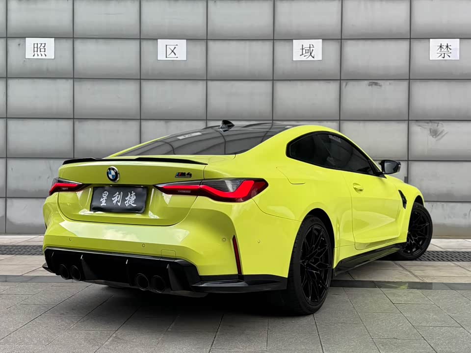 BMW M4