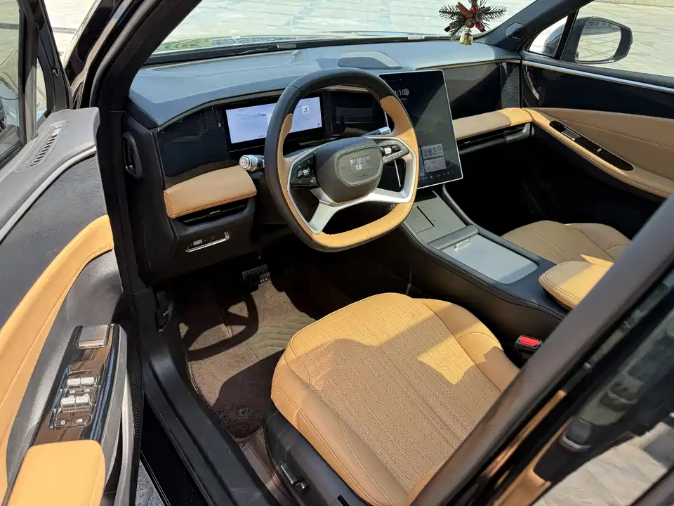 Geely Galaxy Galaxy L7