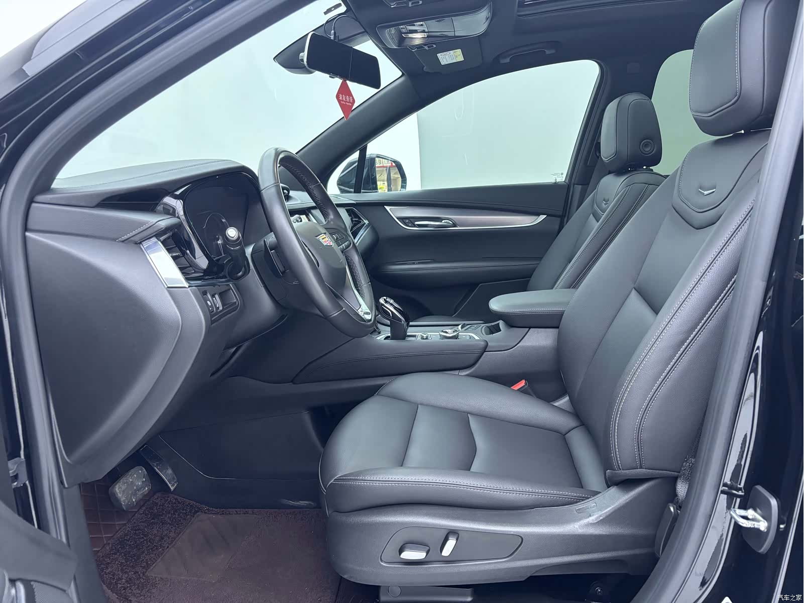Cadillac XT6, 2023 11