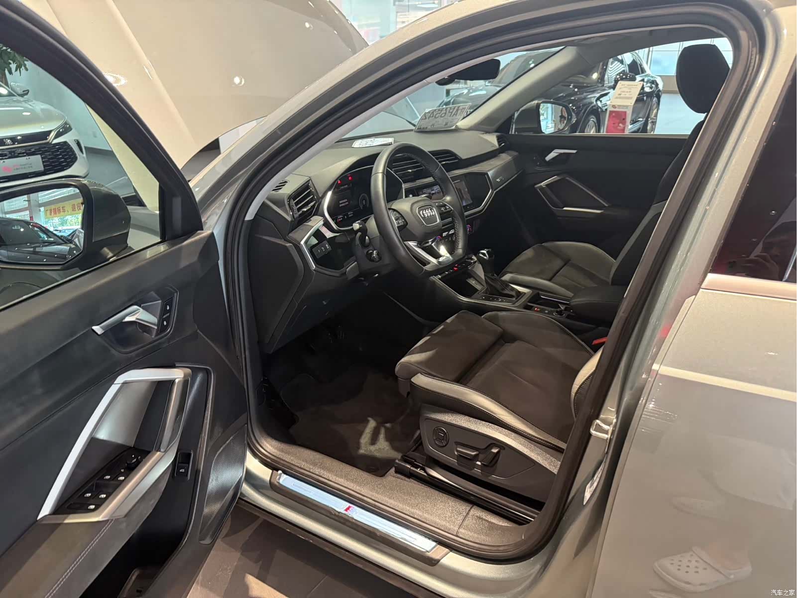 Audi Q3, 2023 7