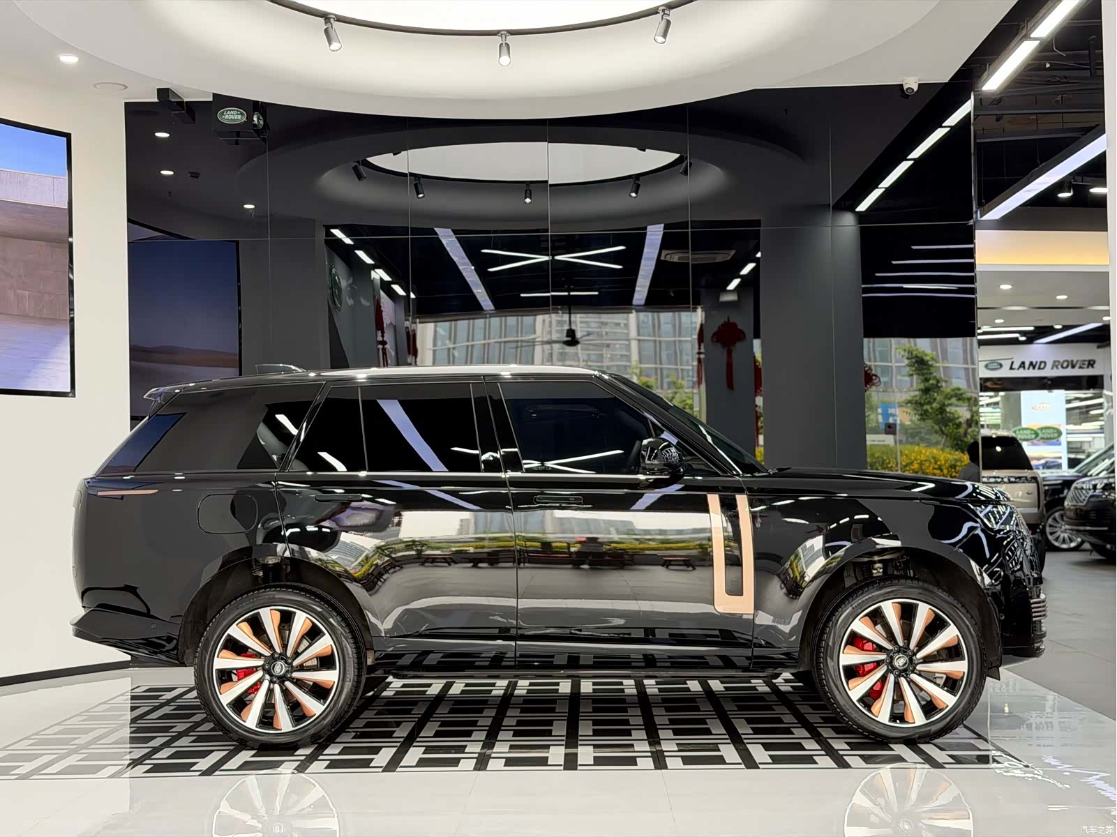 Land Rover Range Rover, 2024 3
