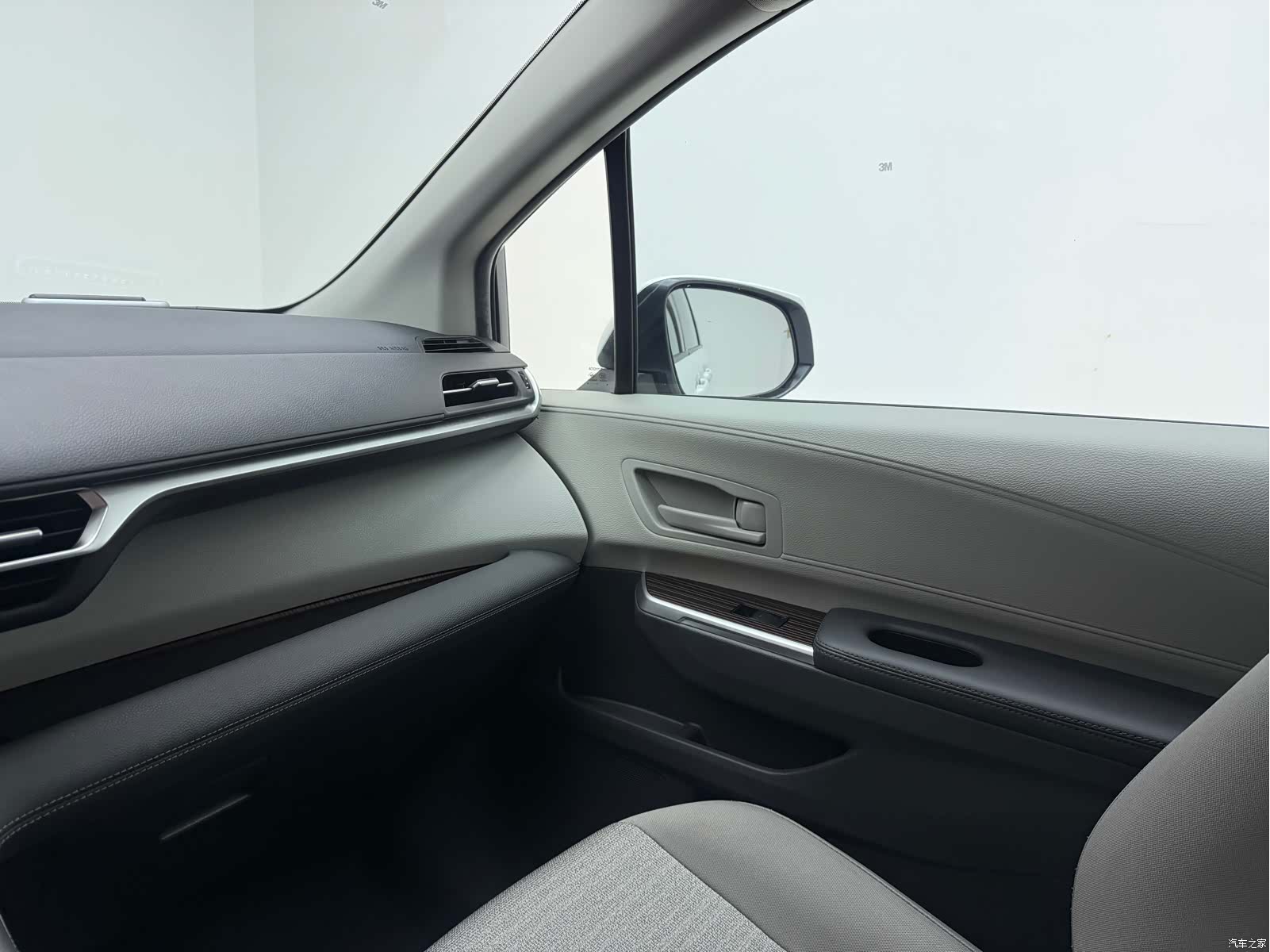 Toyota Sienna, 2023 16