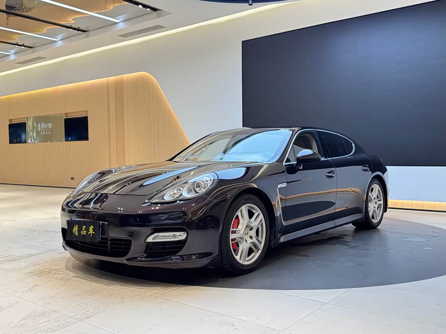 Porsche Panamera 2010, фото 1