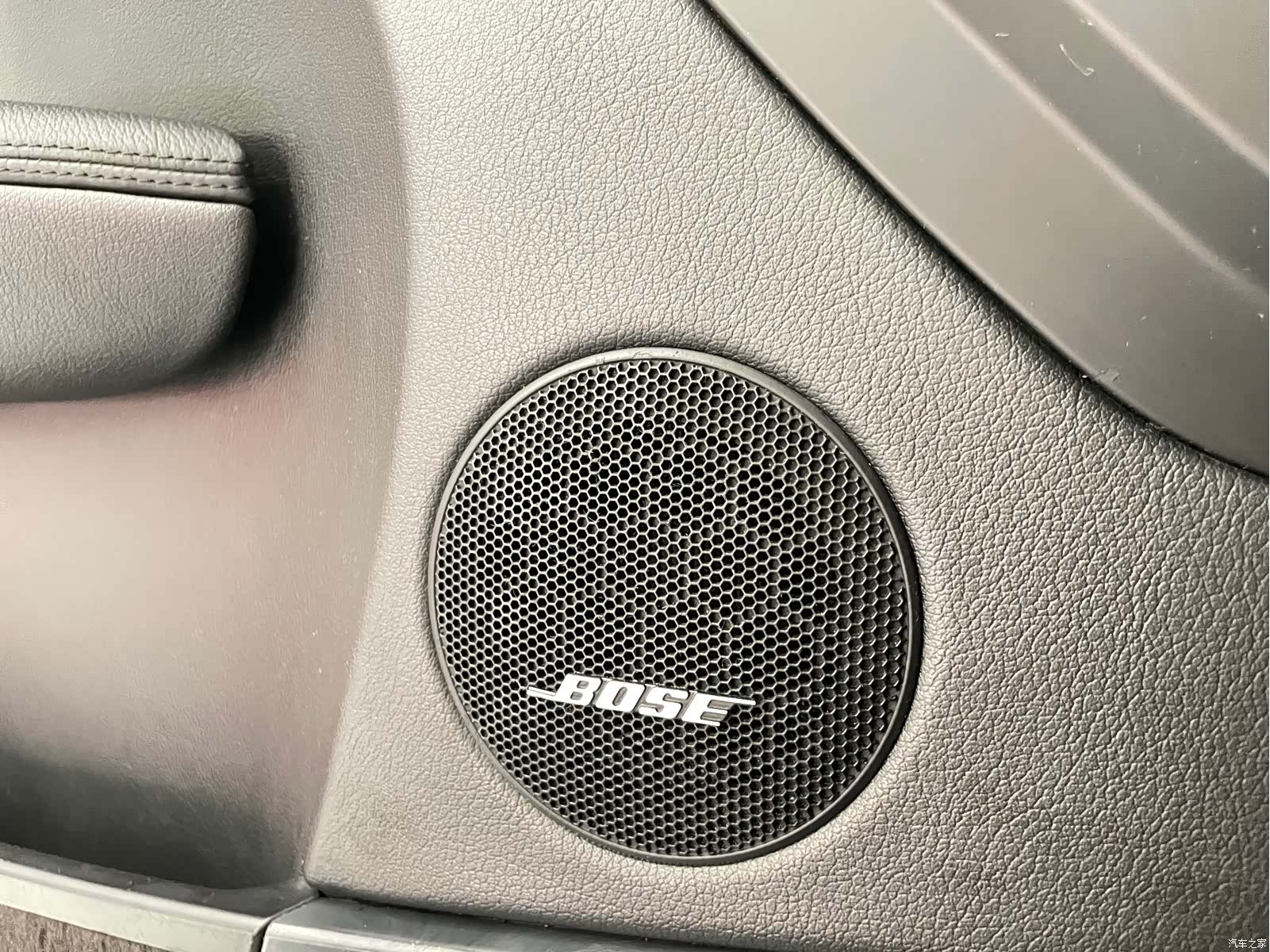 Porsche Cayenne, 2010 26