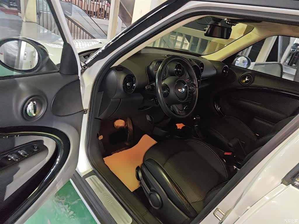 Mini Countryman, 2015 16