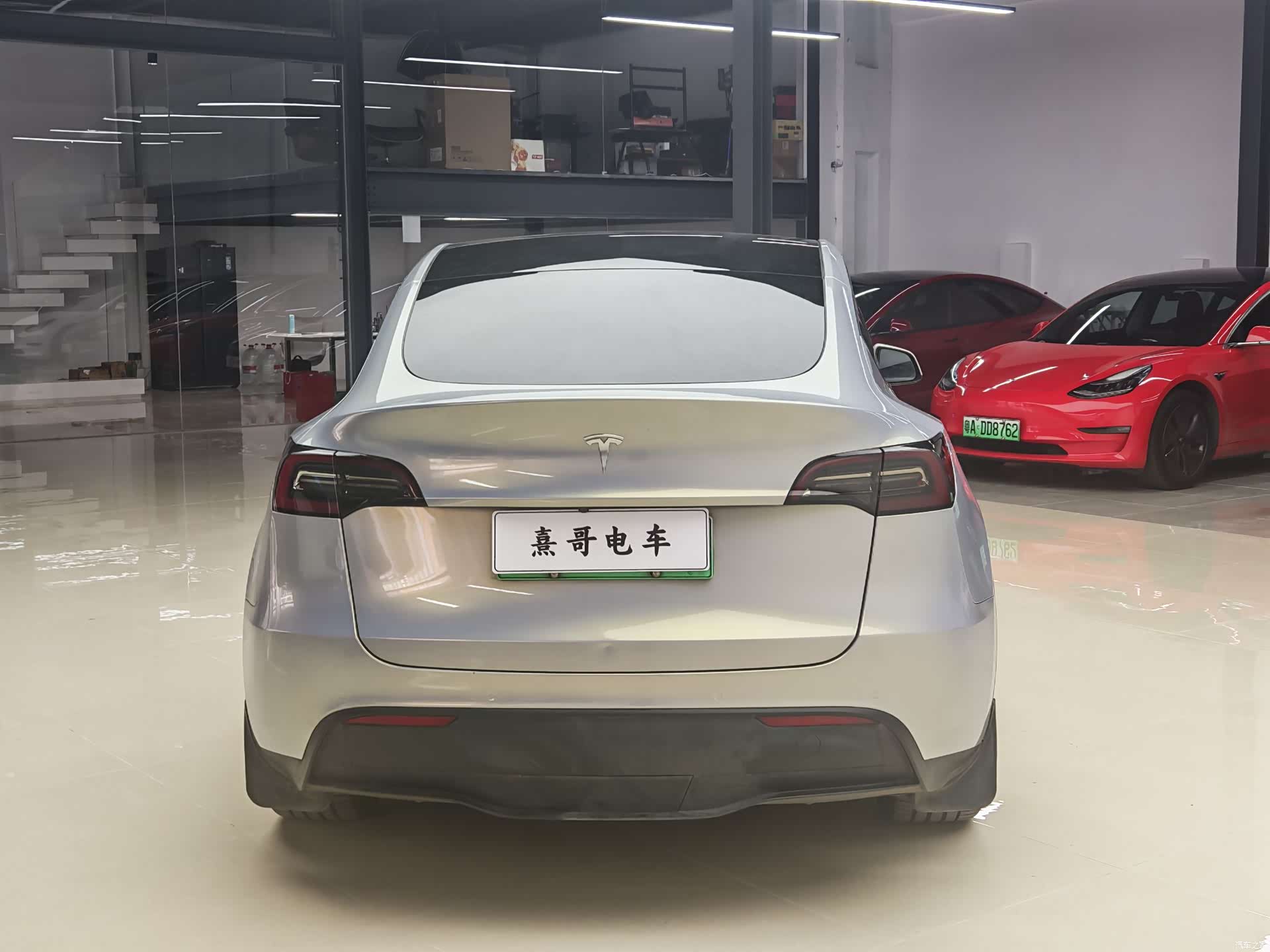 Tesla Model Y, 2022 6