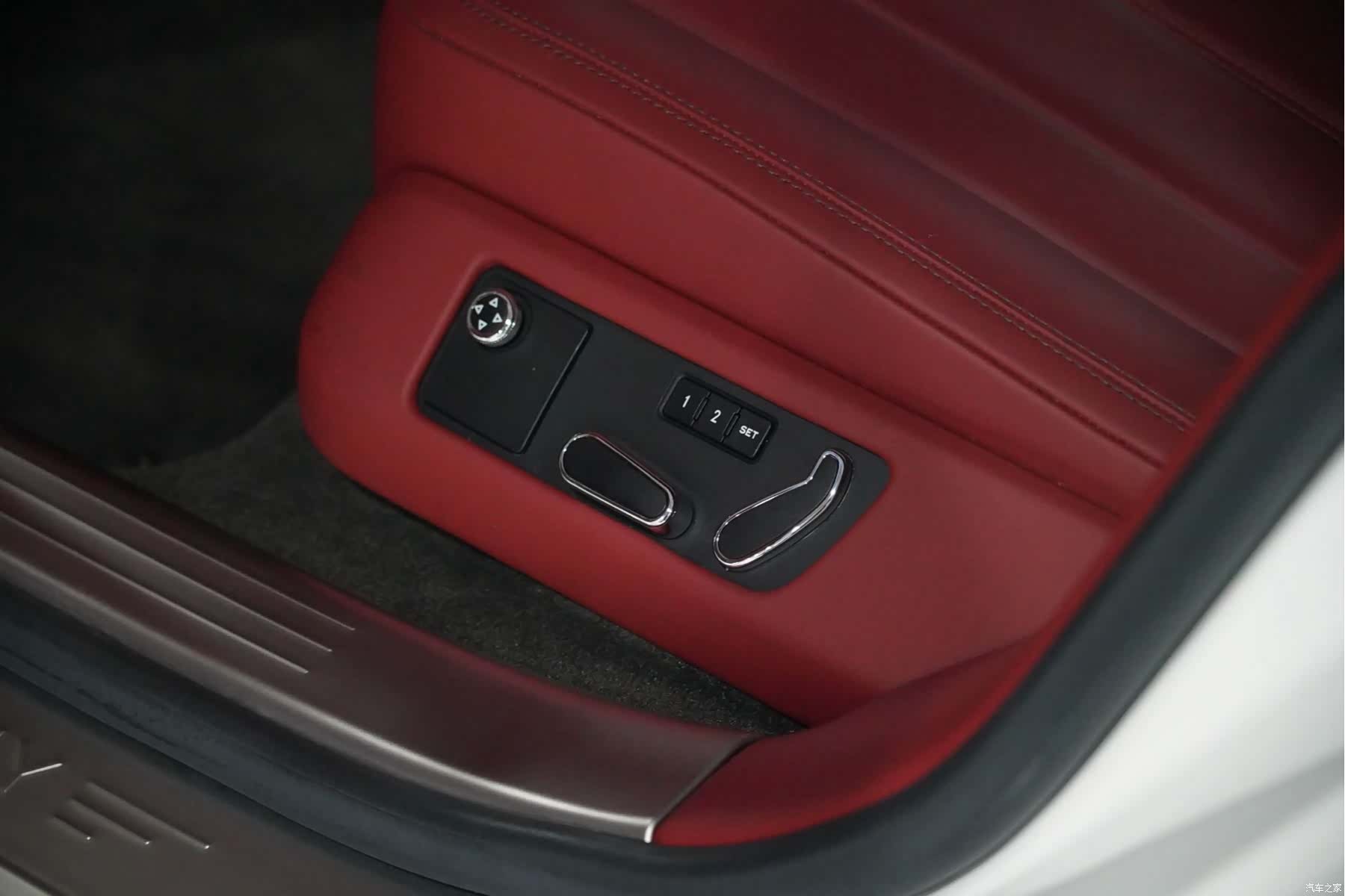 Bentley Flying Spur, 2014 17