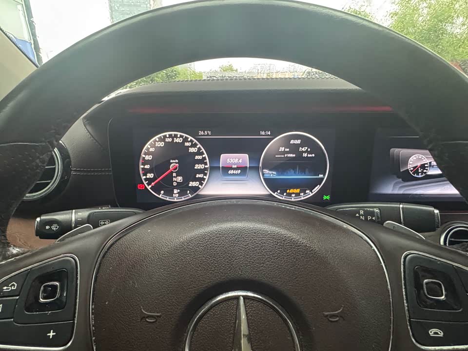 Mercedes-Benz E-class Mercedes-Benz E-class