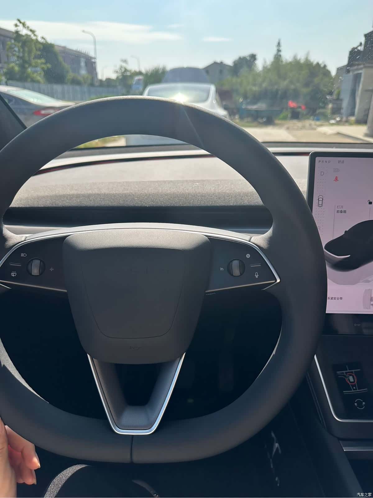 Tesla Model Y, 2026 9